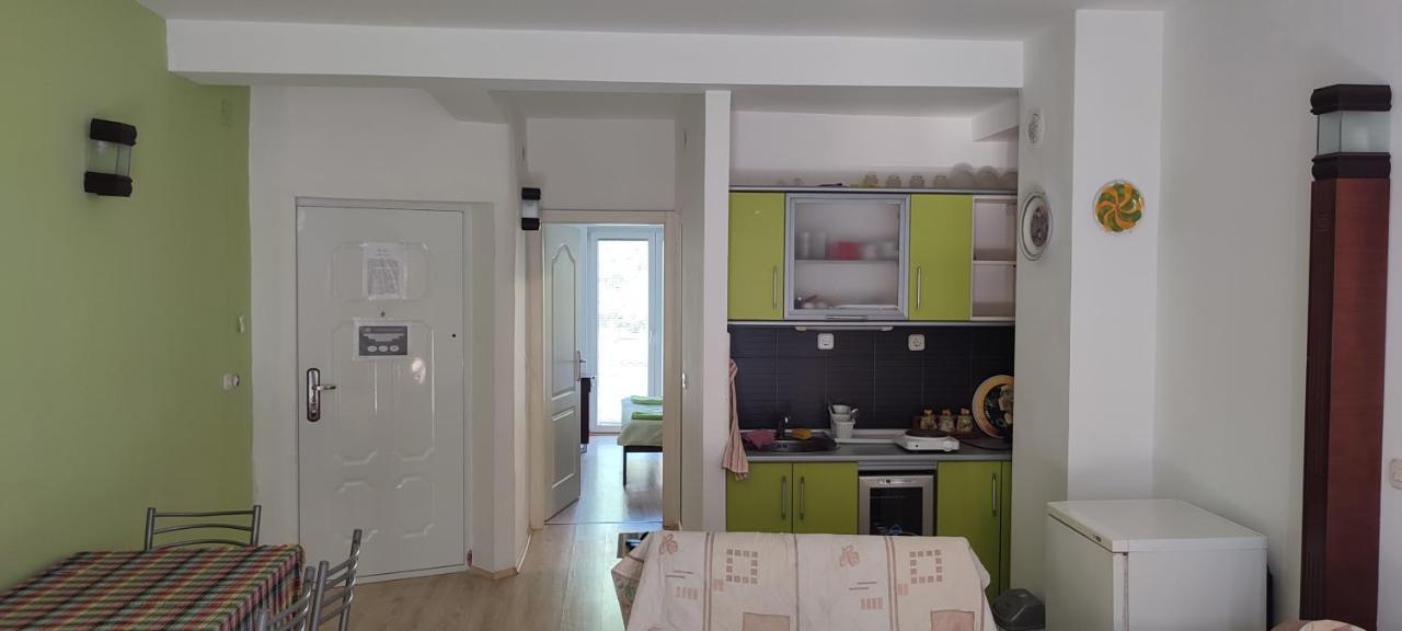 Apartments Vela - Pestani, אוהריד מראה חיצוני תמונה