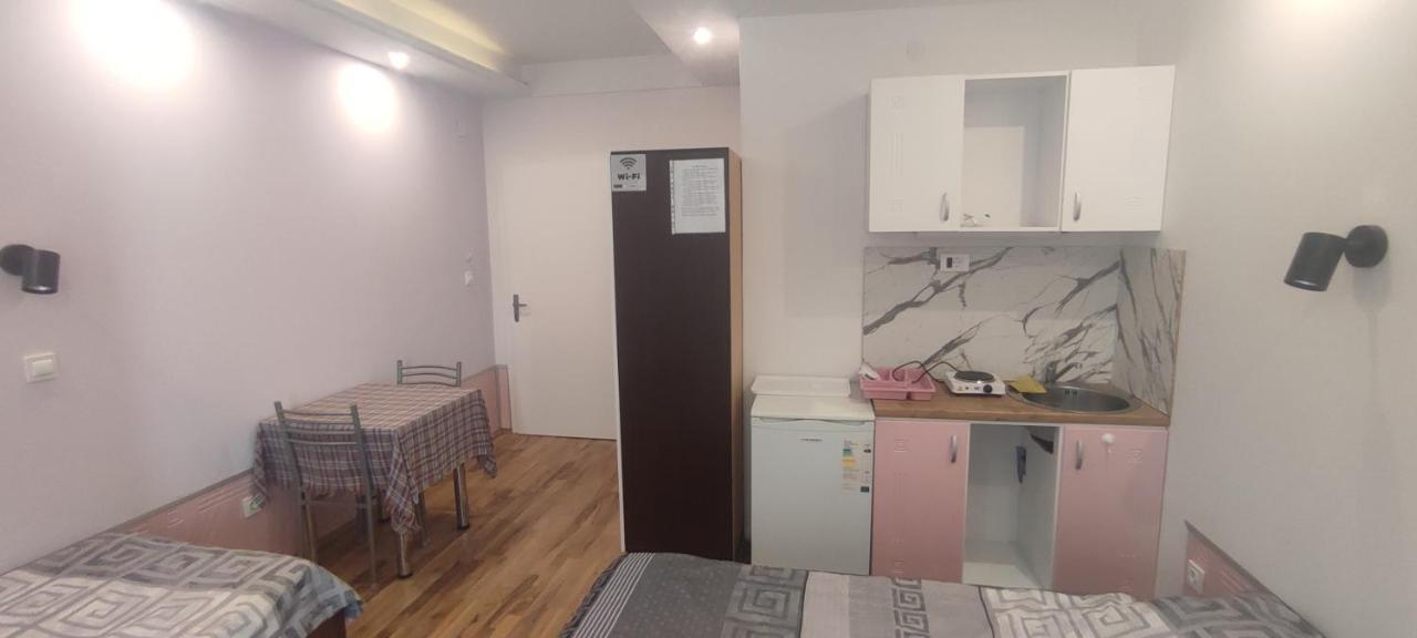 Apartments Vela - Pestani, אוהריד מראה חיצוני תמונה