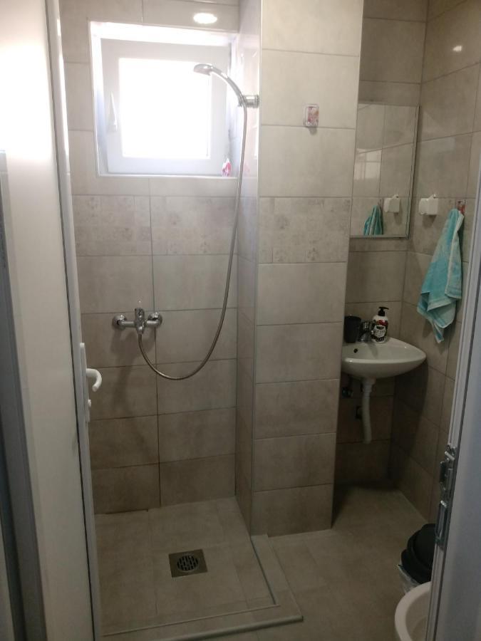 Apartments Vela - Pestani, אוהריד מראה חיצוני תמונה